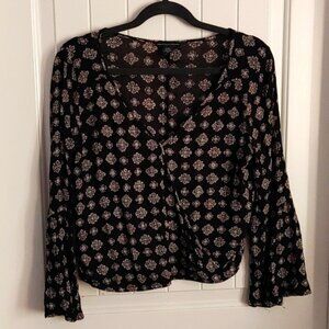 American Eagle Outfitters black crop top wrap like blouse size M